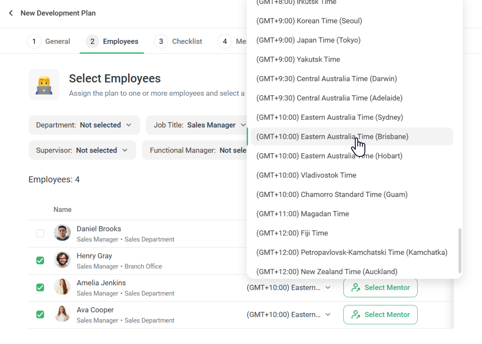 Choosing the time zone for each employee